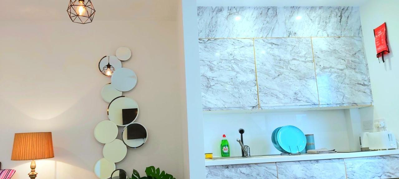 Lovely Studio Apartment Sheffield City Centre - Netflix, Wifi, Digital Tv Ngoại thất bức ảnh